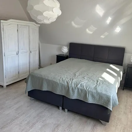 Holiday home Haus Poehlde *
