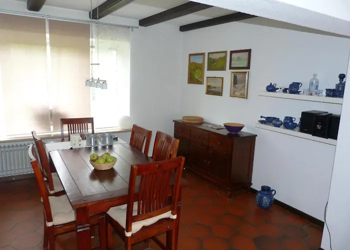 Haus Poehlde بيت للعطل *